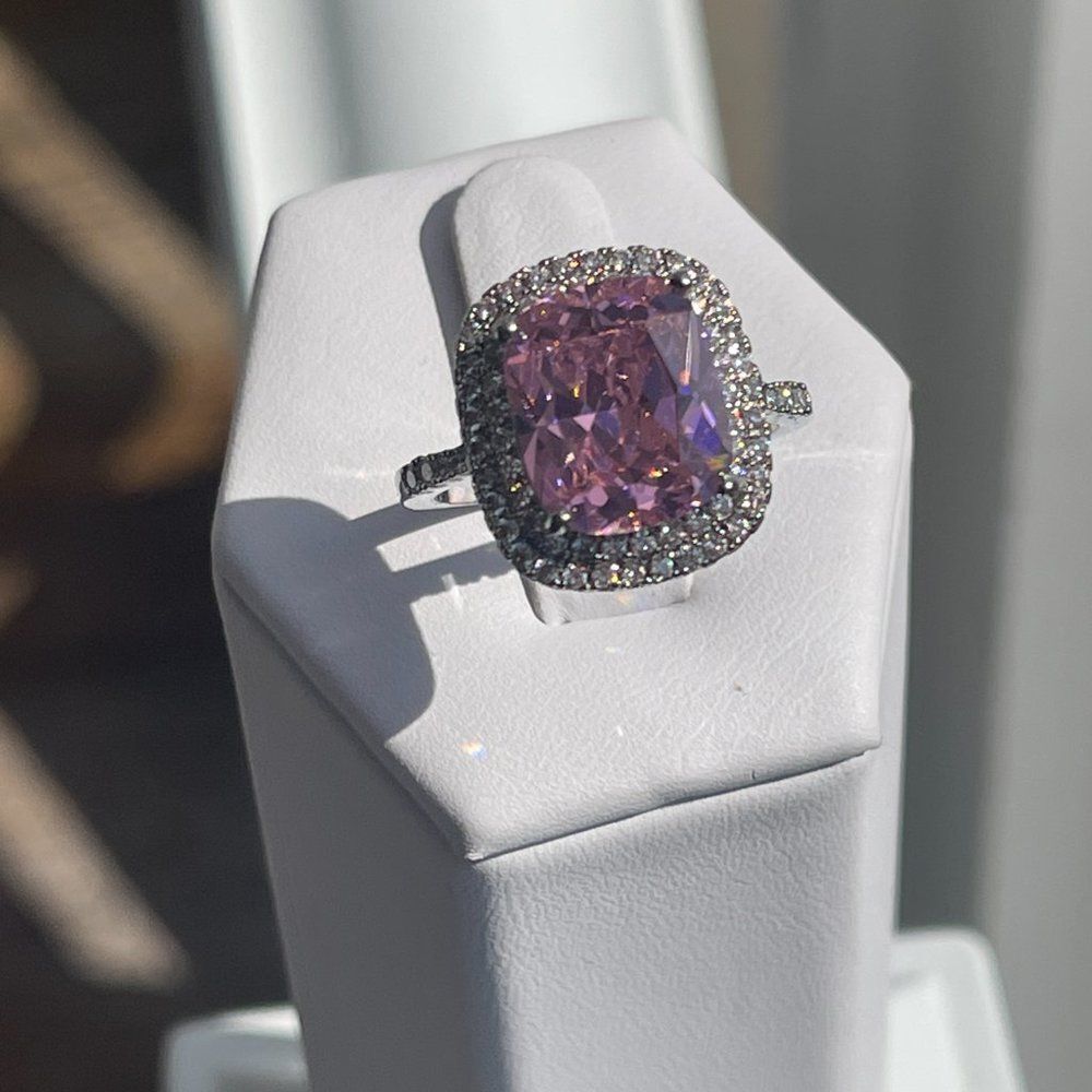 Live show rings